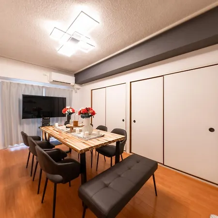 大阪観光を家族で楽しむお部屋 寝室3つ 駅やコンビニ徒歩5分以内 Apartment